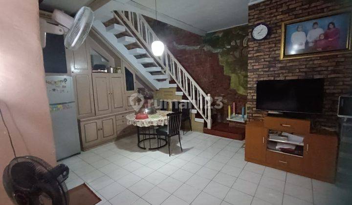 Rumah di Sekitar Jalan Boulevard, Jalan Meranti, Panakkukang, Makassar 2