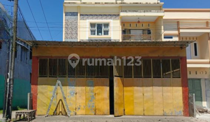 For Sale Shop House in Makassar, Around Perintis Kemerdekaan Road, Paccerakkang Street 1
