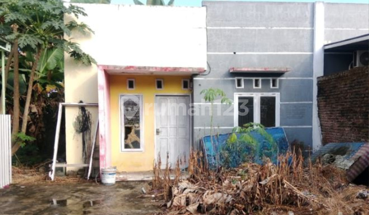 House for Sale Around Pallangga Main Road, Gowa 1