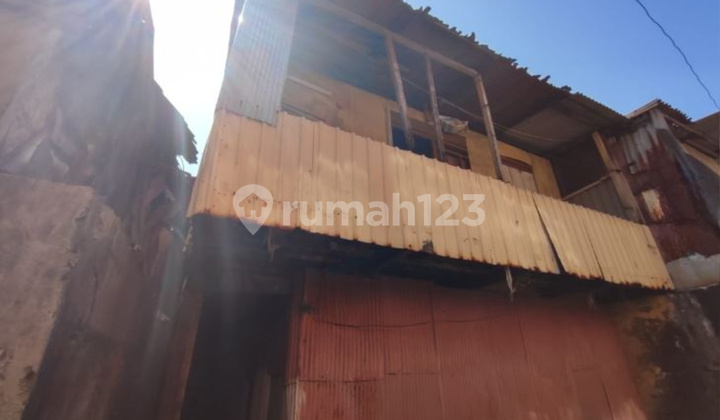 For Sale House Makassar Around Bandang Street, Tinumbu Street, Kandea Street 1