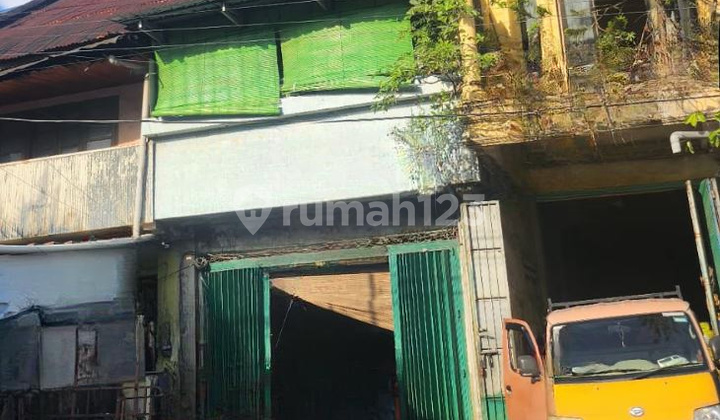 For Sale Shop House in Makassar Near Tentara Pelajar Street, Dr. Wahidin Sudirohusodo Street, Tarakan Street 1