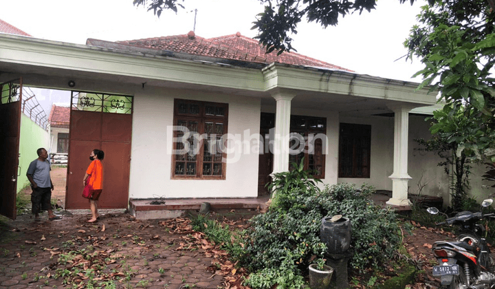 RUMAH KEDIRI SIAP HUNI DI JALAN RAYA DEKAT GEDUNG BAGAWANTA BHARI 2