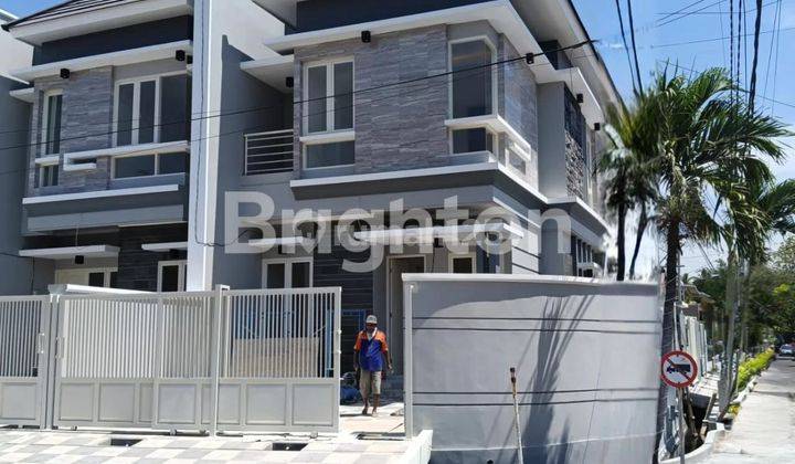 JEMURSARI RUMAH BARU GRESS 2 LANTAI SIAP HUNI DEKAT JALAN RAYA 1