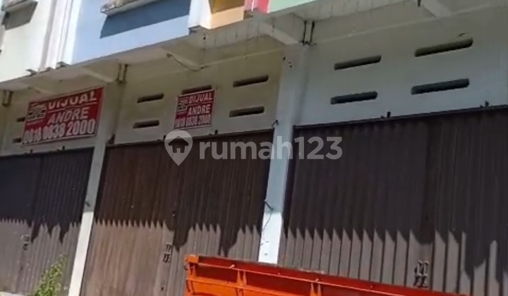 Cheap Attached Shophouses on Rangkasbitung Main Road Near Toll Exit 2