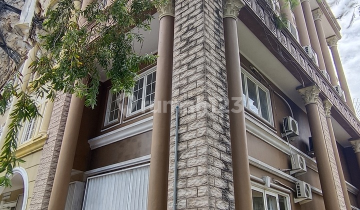 Ready-to-Use Strategic 4-Story Puri Mansion Renovation 2