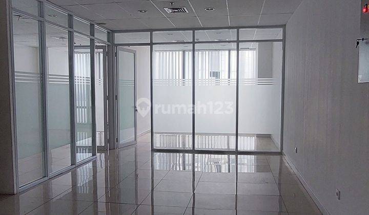 For Rent Office Space Soho Capital Size 120 Sqm Semi Furnished 2