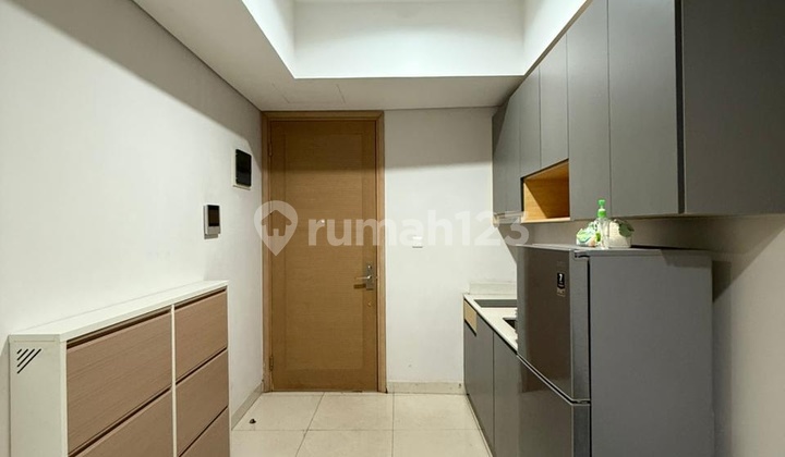 FOR RENT  APARTEMEN TAMAN ANGGREK RESIDENCES 2 BEDROOM SEMI FURNISHED 2