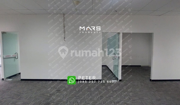 OFFICE SPACE SOHO CAPITAL SIZE 140 SQM SEMI FURNISHED