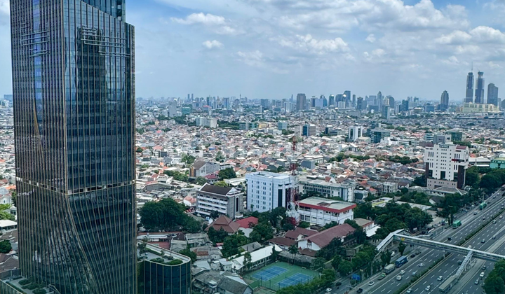 CHEAP OFFICE SOHO CAPITAL SEMI FURNISHED SIZE 322 M2