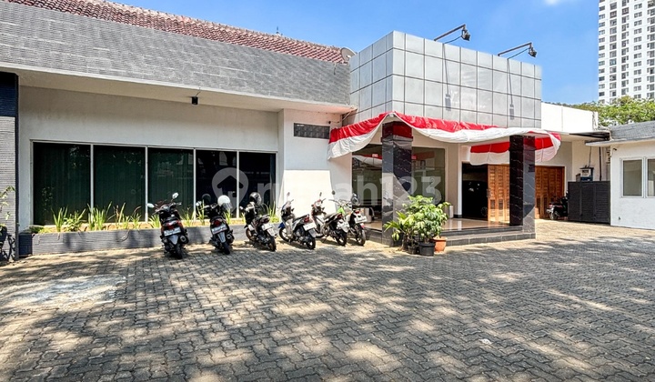 GEDUNG PERKANTORAN KOMERSIAL TEBET TERAWAT SIAP PAKAI, LOKASI STRATEGIS