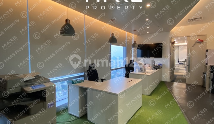 OFFICE SPACE SOHO CAPITAL SIZE 320 SQM SEMI FURNISHED OFFICE SPACE SOHO CAPITAL SIZE 320 SQM SEMI FURNISHED