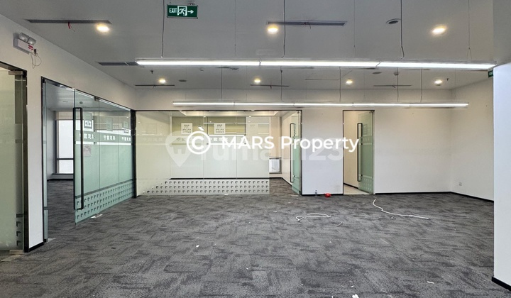 CHEAP OFFICE SPACE SOHO CAPITAL Central Park West Jakarta 392m Ready to Use CHEAP OFFICE SPACE SOHO CAPITAL Central Park West Jakarta 392m Ready to Use