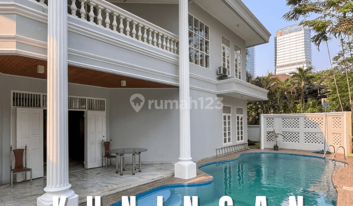 Rumah Mewah Kuningan Siap Huni Dan Terawat, Private Pool, Hook 1