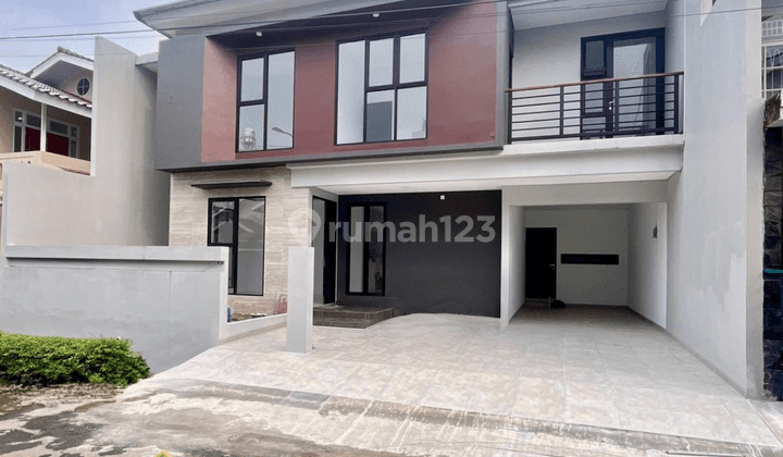 MODERN MINIMALIST HOUSE BINTARO DALAM KOMPLEK 1