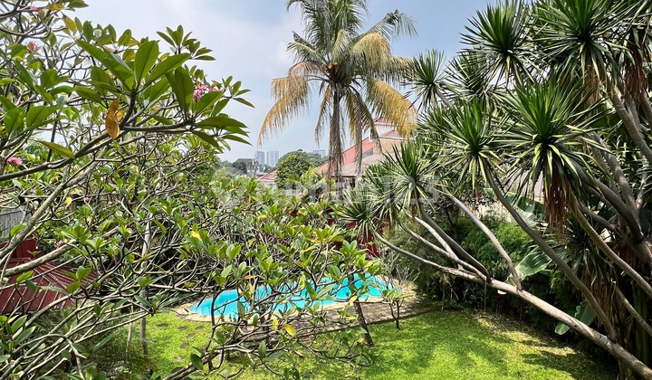 CLASSIC HOUSE IN KEMANG GARDEN, SPACIOUS, NEAR KEMANG DALAM, READY TO OCCUPY 2