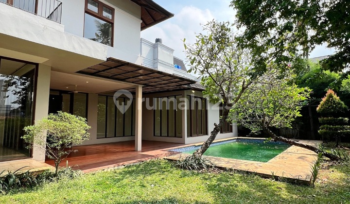 FOR SALE KEMANG RUMAH TROPICAL HALAMAN DAN TAMAN LUAS