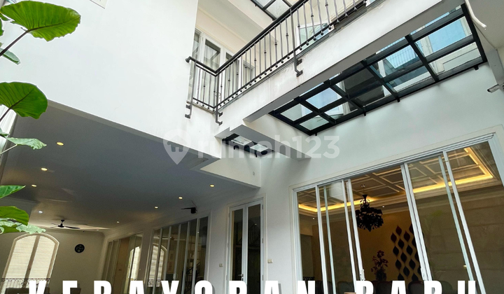 RUMAH MEWAH AMERICAN CLASSIC KEBAYORAN BARU, SIAP HUNI