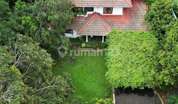 FOR SALE KEMANG PEJATEN BARAT BEAUTIFUL HOUSE SPACIOUS YARD LAND AREA COUNTED, SOUTH JAKARTA