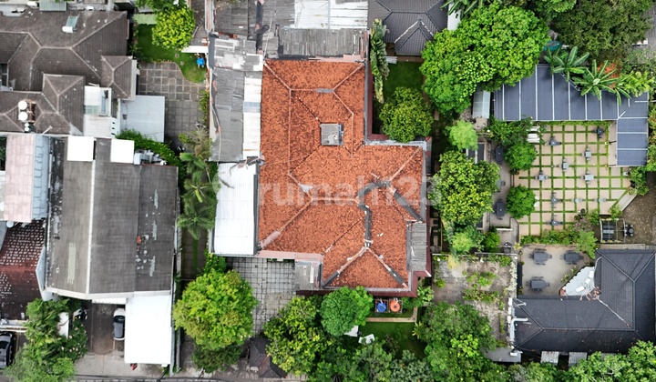 RUMAH TUA LOKASI PREMIUM DI KEMANG HITUNG TANAH 2