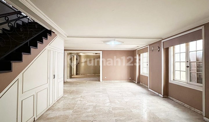 OLD CLASSIC MENTENG RING 1 HOUSE LAND AREA COUNTED 2