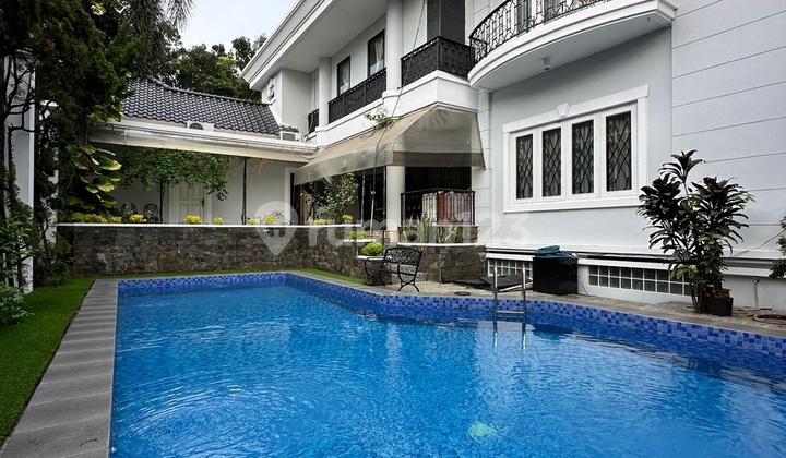 RUMAH MEWAH KEBAYORAN BARU SIAP HUNI DEKAT SENOPATI DAN SENAYAN 2