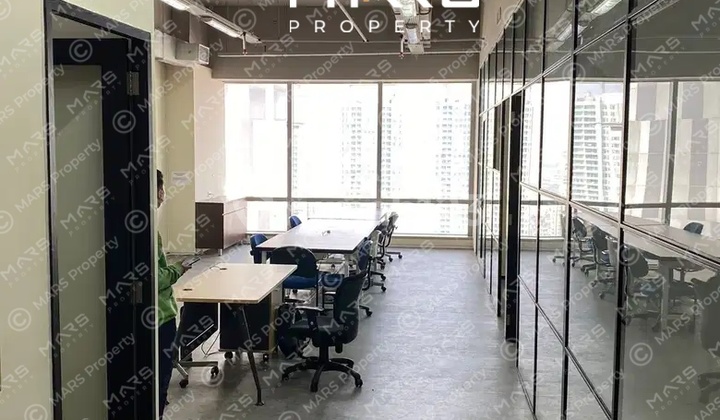 DISEWAKAN MURAH OFFICE SPACE SOHO CAPITAL SIZE 136 SQM