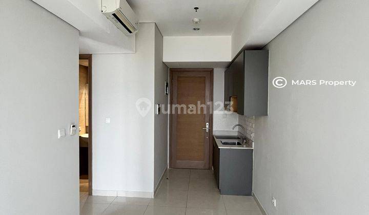 For Sale Apartemen Taman Anggrek Residences 2 Bedroom Semi Furnished  1