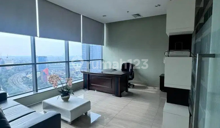 DISEWAKAN OFFICE SPACE APL TOWER JAKARTA BARAT SIZE 142 FURNISHED