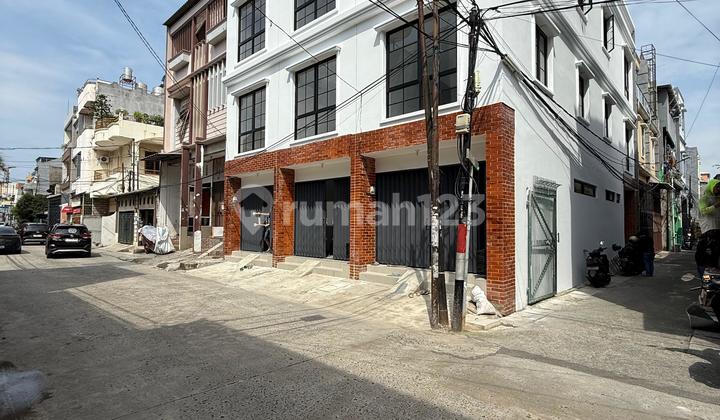 For Lease - Kemayoran Ruko 4 Lantai Pademangan Raya Dekat Ji Expo Kemayoran, Menara Jakarta, Mall Kemayoran Ready 4 Unit Ruko Brand New