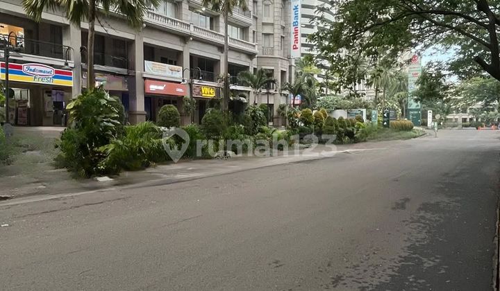For Sale Central Park Area, Attached Shophouse (Ruko Gandeng) near Central Park Mall, West Jakarta, Business Garden Shopping Arcade. Rarely Available, Very Rare, Front Position, Highly Strategic, and Good Traffic for All Types of Businesses. 2