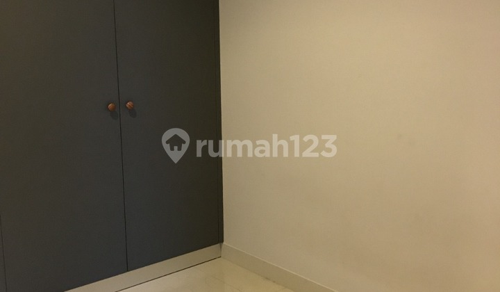 FOR SALE APARTEMENT TAMAN ANGGREK RESIDENCES JAKARTA BARAT SEMI FURNISHED 
