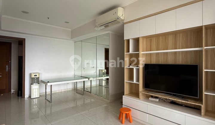 DIJUAL  APARTEMEN CONDOMINIUM TAMAN ANGGREK RESIDENCES 3+1 BEDROOM FURNISHED 