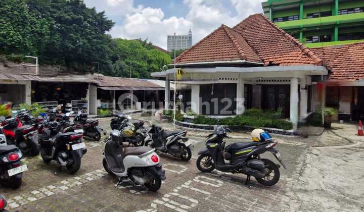 Rumah Strategis Harga Murah Dibawah NJOP