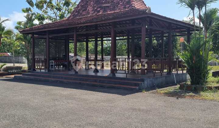 RUMAH SULTAN DIJUAL CEPAT TEPI JALAN NASIONAL PURWOREJO 7