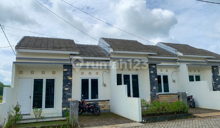 RUMAH MURAH CICILAN 1JT TEPI JALAN RAYA SEMANU 2
