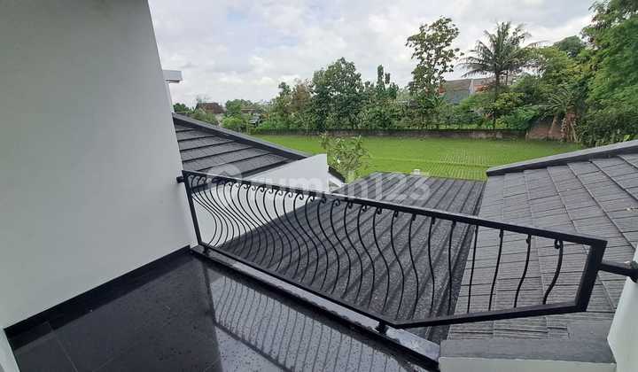 Dijual Rumah Mewah Siap Huni Di Dalam Perumahan  9