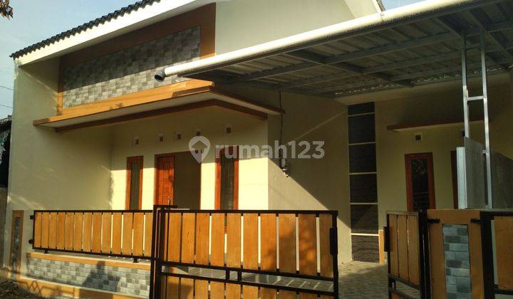 RUMAH BARU SIAP HUNI 2 MENIT DARI RS POLDA DIY 1