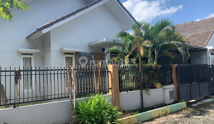 RUMAH SECOND DIJUAL 3 MENIT DARI KAMPUS ISI 2