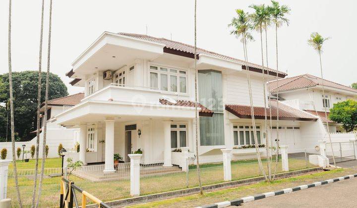 Dijual Cepat Rumah Mewah Posisi Hook Di Villa Cinere Mas
 1