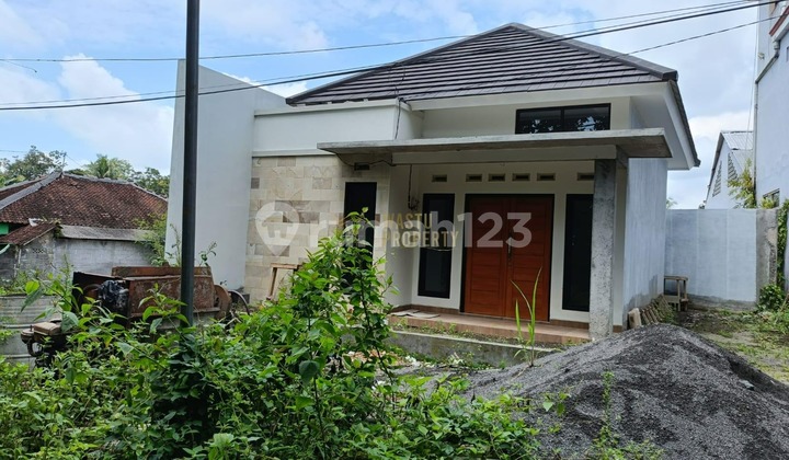 Affordable House, Customizable Model, Near Sleman Government Office Affordable House, Customizable Model, Near Sleman Government Office