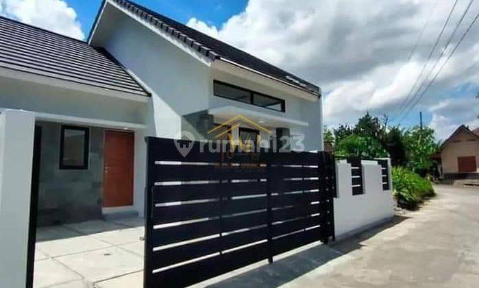 Rumah Siap Huni, Desain Modern Di Mlati, Sleman 2