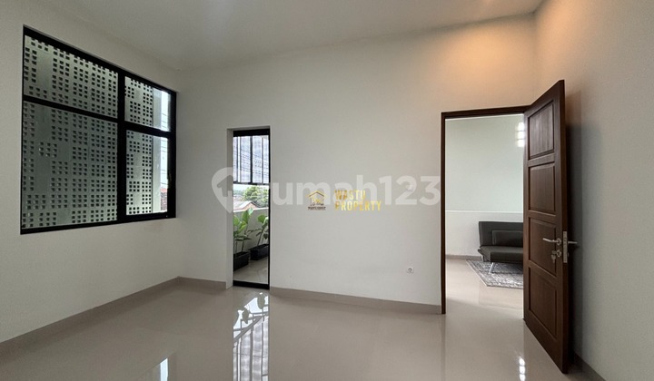 Rumah Mewah Siap Huni Dekat Rs Jih di Condong Catur 2