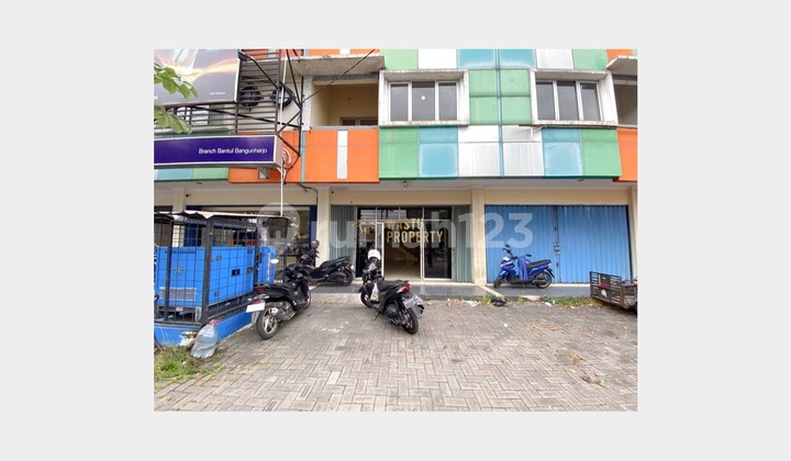 Affordable 2-Story Shop House for Rent in Sewon, Near Yogyakarta City Center 1