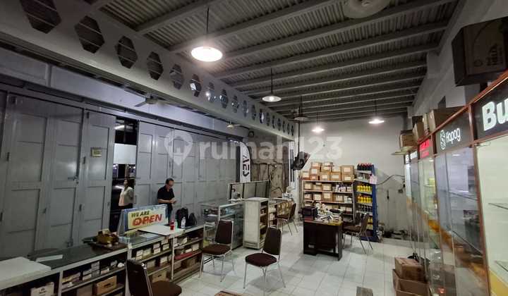 Shop House for Quick Sale on Jl. Mt Haryono, Mantrijeron, Jogja City 2