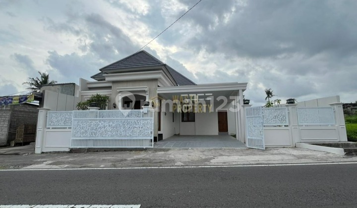 Exclusive Ready-to-Occupy Large Villa in Cool Area of North Sleman