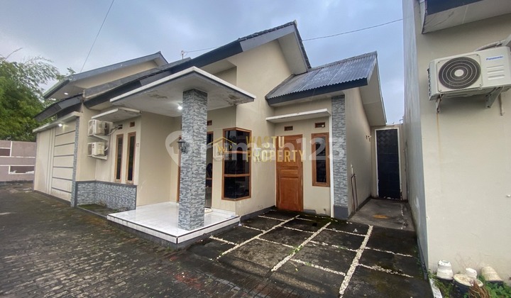 Large House with Super Large Land Near Gentan Market Large House with Super Large Land Near Gentan Market