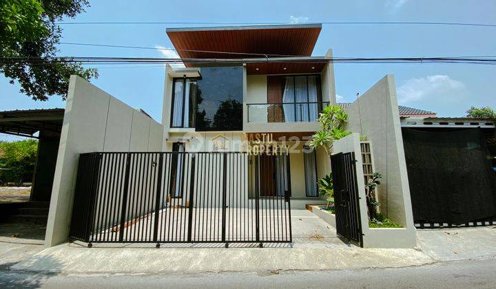  Rumah Mewah 2 Lantai, Full Furnished Di Utara Maguwoharjo 1