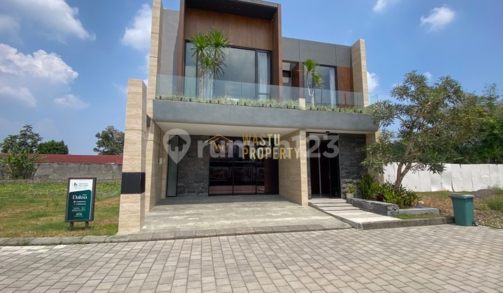 Luxury House Near RSA UGM Sleman Yogyakarta 1