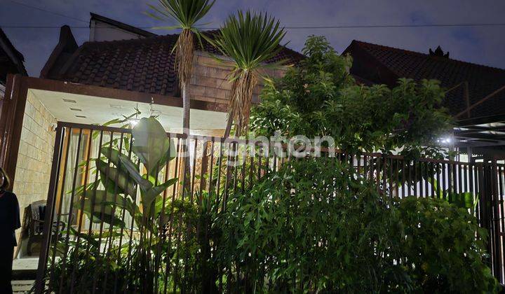 Rumah Cantik, modern, estatik dan Full Furnished. 2