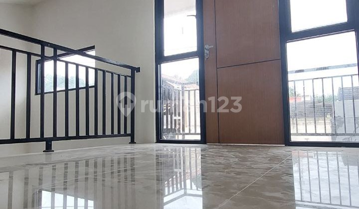 Rumah Baru Ready 400jta 10 Menit Stasiun Depok Lama Konsep mezzanine Dan Balkon 2
